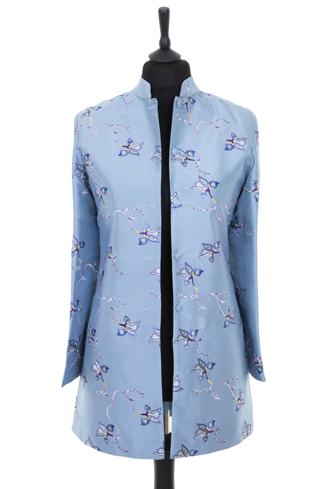 Light blue silk jacket for weddings. Over 60 fashion. Elegant wedding outfit.