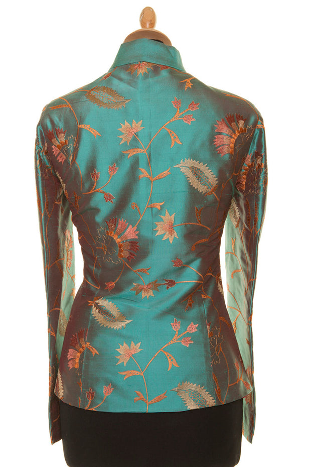 Short silk jacket with embroidered gold colours. 