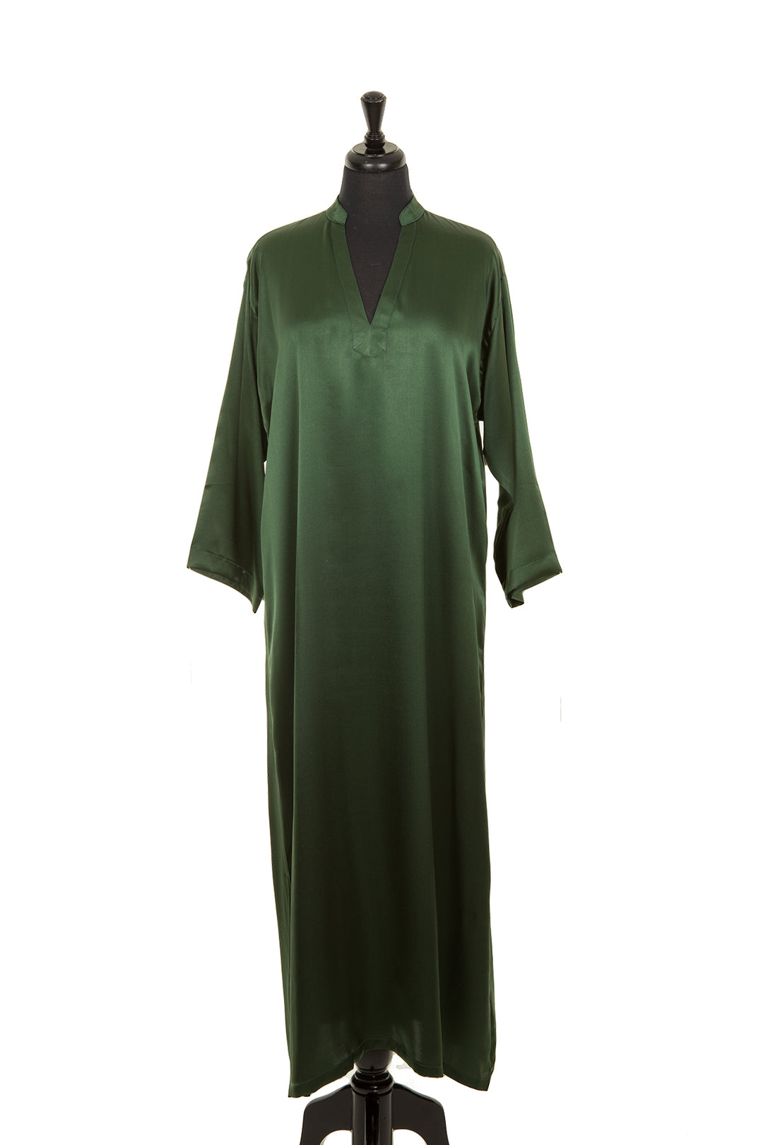 Long kaftan in green. Women's oversized dress.