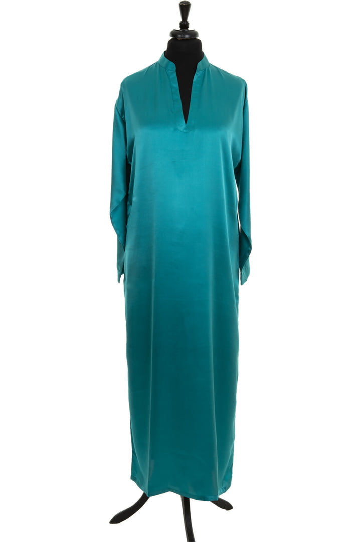 summer maxi dress in blue. Shibumi silk dress.