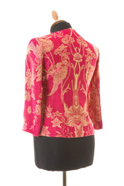 Cashmere office jacket in vivid red with pattern. 