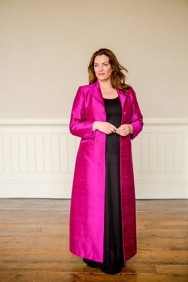 pink raw silk maxi coat, plus size mother of the bride outfit, plus size opera coat, pink silk opera outfit, pink wedding guest coat, floor length coat, black tie wedding outfit