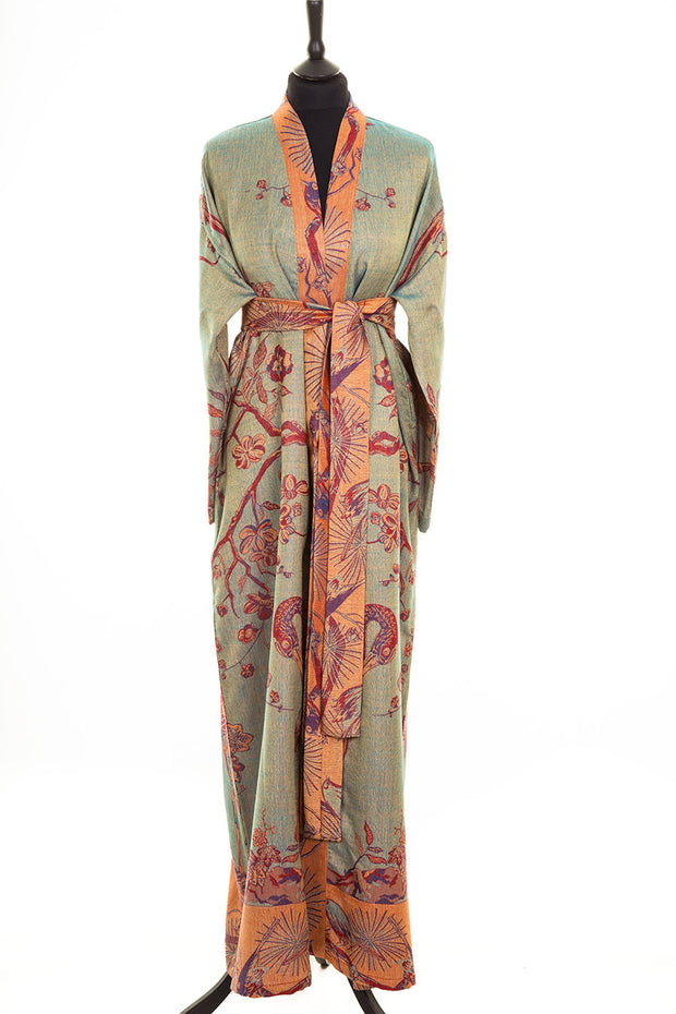 Shibumi reversible cashmere dressing gown in Opaline