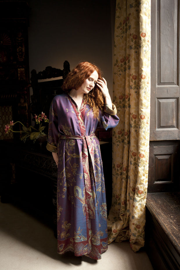 shibumi silk or cashmere reversible dressing gown in imperial blue