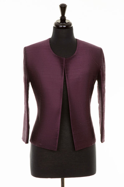 Short Chanel style jacket in Aubergine. Very smart jacket made out of silk. 