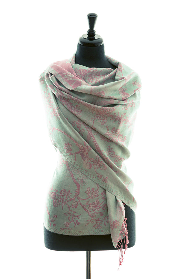 Cashmere Shawl in Rococo Pink