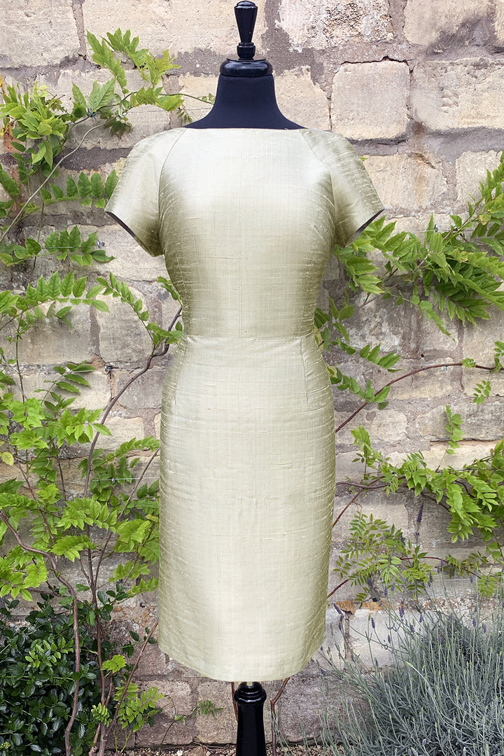 Hepburn Dress in Star 14