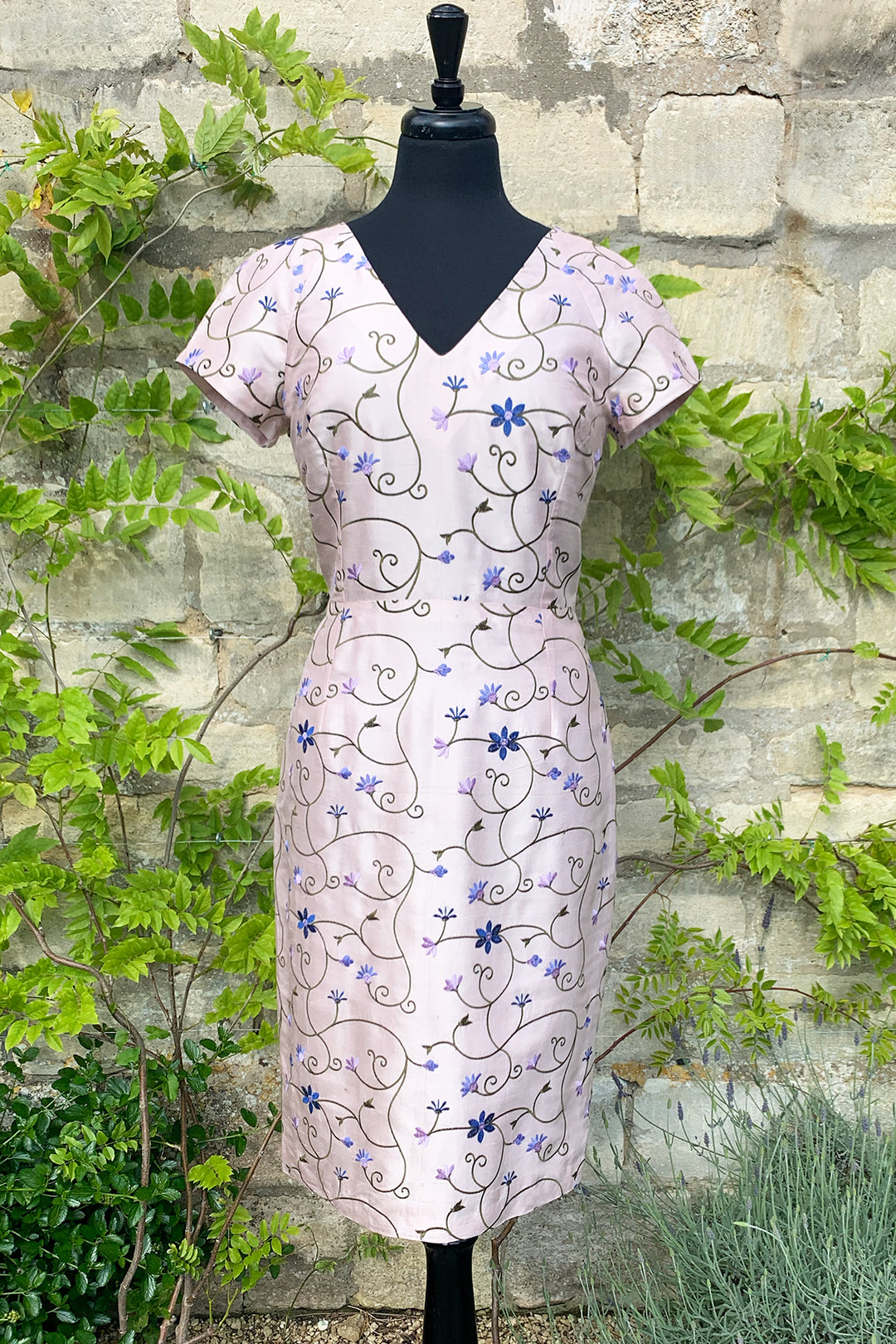 Marilyn Dress in Peone 12