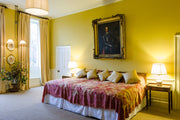 Bedspread/Throw in Deep Raspberry
